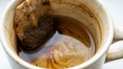 ティーバッグが入った食器をなぜ水に浸すのか：ベテラン主婦の知恵