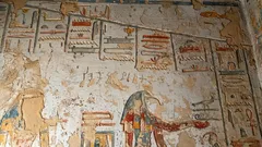 王家の谷で前例のない発見：2000年前、インドからの旅人が数か所のファラオの墓に自らの名を刻んでいた。